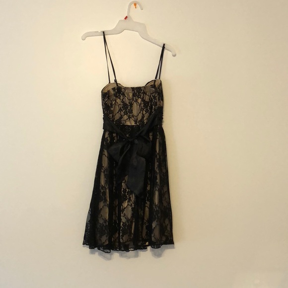 Homecoming dress - Picture 2 of 2